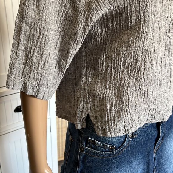 🛍 Small “shades of Linen” brand gray linen top - Picture 3 of 10